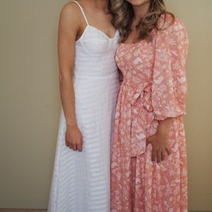 🔴Lulu's White Midi Dress XS